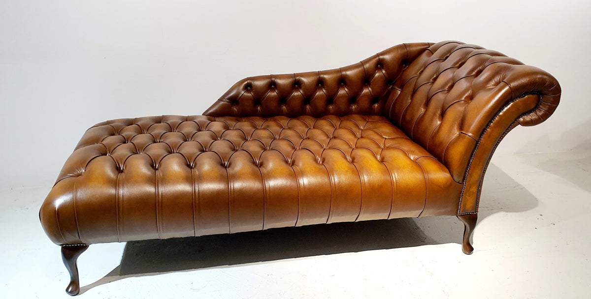 Blenheim Chaise Right Facing Button Right Hand Facing