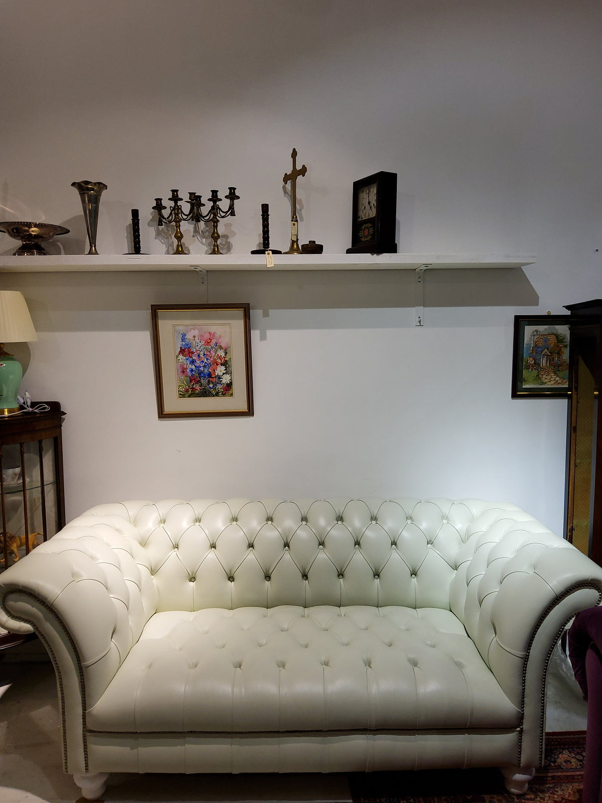 High Grove Old English White 3 seater
